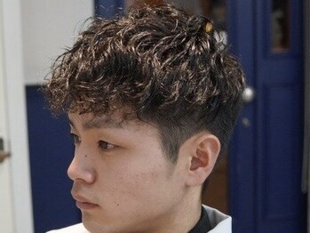 カズコレクション(Kazu collection)の写真/骨格に似合う最旬メンズパーマが揃うサロン。ナチュラルからツイストまで、幅広く理想のスタイルを実現！