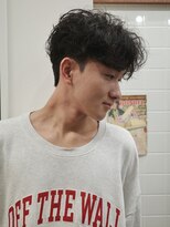 Give 2nd. 前下りセンターパート×ルーズパーマ