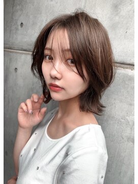 エミュ 表参道 青山(emu) 当日予約OKくびれレイヤーミディアム表参道