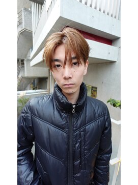 ヌーヴ(Nu:v) スモーキーベージュショート