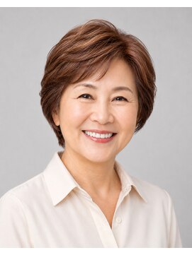 ヘアー リラックス 風香(HAIR RELAX) 【70代ヘアスタイル】ショートカット・前髪あり・明るめ白髪染め