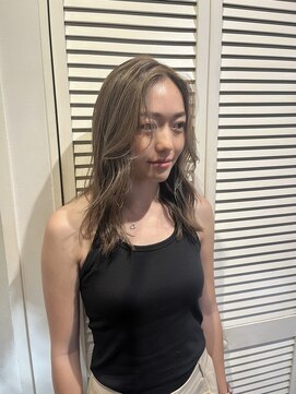カシェル トウキョウ(Cashel Tokyo) ハイトーンカラーで夏のイメチェン