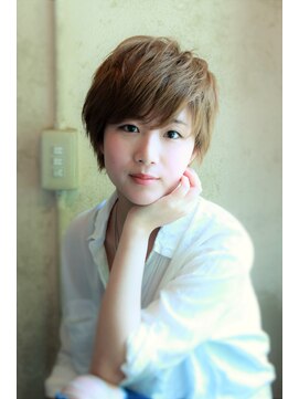 エルアール コウベ(LR KOBE) 【オーガニックカラー認定サロン】大人かっこいい小顔ショート