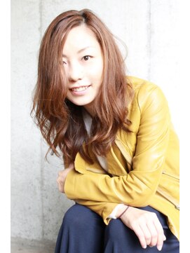 シエロ(CIELO) ☆　大人な抜け感♪　ナチュラルウェーブスタイル　☆