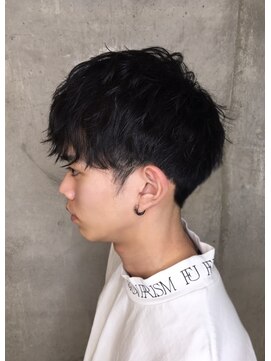 ゼンコー アオヤマ(ZENKO Aoyama) 横顔が素敵に決まるラウンドツイストパーマ[表参道/青山］