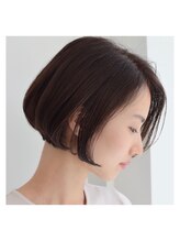 ヘアアンドフェイシャル ヴィトリーノ(Hair & Facial Vitrine) ☆こだわりのシルエット…ドラマティックボブ☆