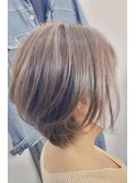 ショートボブ