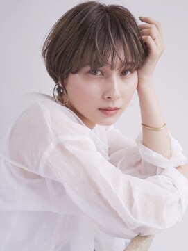 トレヘアー(tRe hair) フェミニンショート　マッシュ　イルミナカラー