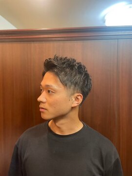 ヒロギンザ 横浜店(HIRO GINZA) アップバングスキンフェード