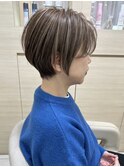 【VIVO】くびれショートにナチュラルハイライト 白髪カバー