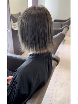 レム 泉中央店(L.E.M) 外はねボブ