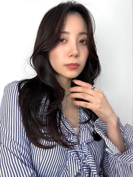 イヴォーク トーキョー(EVOKE TOKYO) レイヤー小顔似合わせカット艶髪カラーミディアムレイヤー