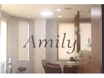 Amily 成田飯田町店【アミリ―】（旧：Dears成田店）
