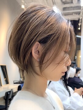 ラフ 新宿(Laff) 似合わせカット20代30代40代50代くびれショート丸みショートボブ