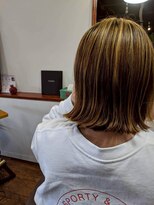 ヘアメイクボッカ(hair make Bokka)&nbsp;ハイライト×切りっぱなしボブ