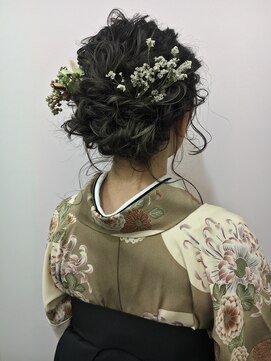 ラパンセヴェール(LA PENSEE VERT) 【LA PENSEE】ハイライトたっぷり！立体感のあるヘアセット