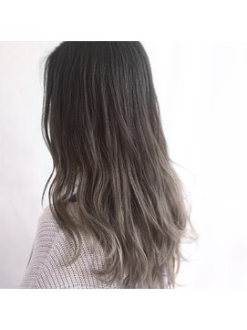 ニコリヘアワークス(nicori hair works) ロング×グレージュ×ナチュラルグラデーションカラー1