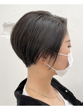 ロミー 本厚木(ROMMY.) ブルーアッシュベリーショート２/刈り上げ/大人女性　ロミー