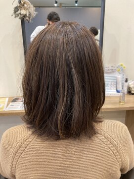 アルター(aL ter) オーガニックカラーで外ハネボブ‘