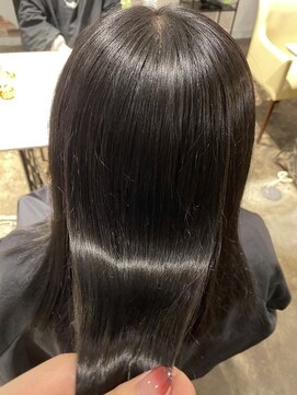 アドール(ADOR) ダークブラウン