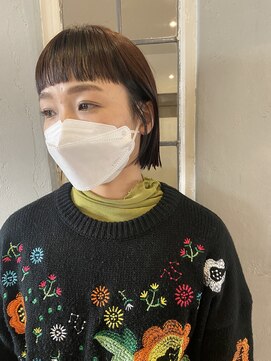 イコール ヘアー(equal hair) 切りっぱなしぱっつんボブ