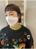 切りっぱなしぱっつんボブ