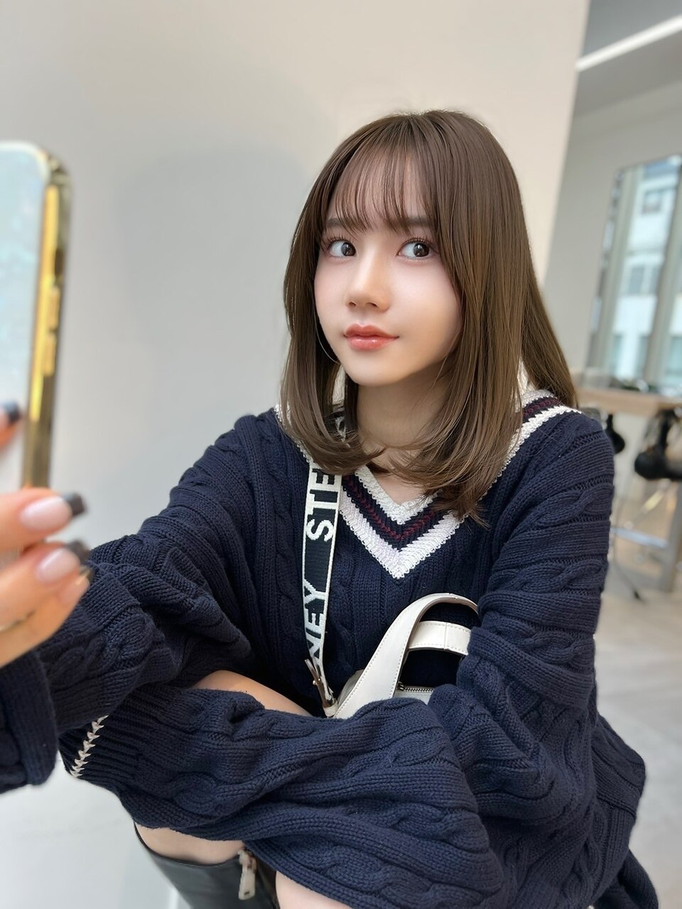 ミナボブ_ミニウルフチェリーブラウンホワイトグレージュ