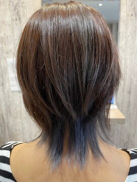 エヌアンドエー せんげん台店(N&A) レイヤーカットウルフ裾カラー 外ハネくびレイヤー