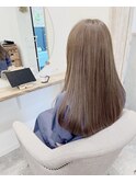 涼し気オリーブグレージュ