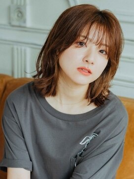 シンシ(Cinci) くびれミディアムスタイル