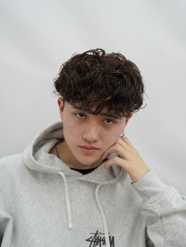 クロー(CROW)の写真/【メンズ専門店】仕事もプライベートも"ビシッと決まる！"男女ウケ◎都会的なオシャレなスタイルを実現。