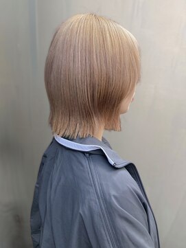 ローレンアンドパレード 並木坂店(Lauren&Parade) ハイトーン ブリーチ 抜きっぱなしブロンド 外ハネボブ 艶髪