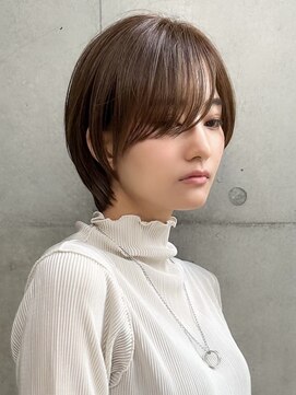 ギークス(GEEKS) 【GEEKS渋谷】ショートレイヤー/冬カラー/チャコールグレー/小顔