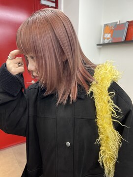 ヌーヴ(Nu:v) レイヤーカット/ピンクベージュ