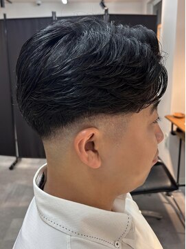 シーフフェード 千葉(Cyf FADE) 千葉駅MEN’S HAIR/サーフカール/刈り上げセンターパート