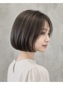 切りっぱなし前下がりミニボブ
