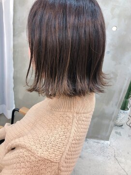 エトネ ヘアーサロン 仙台駅前(eTONe hair salon) 外ハネ × アッシュベージュ