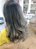 トゥエンティーフォー 泉大津店(24)&nbsp;グラデーションカラーロングスタイル