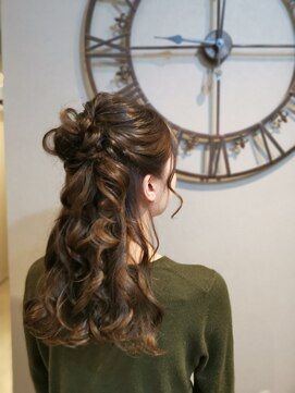 ヘアセットサロン ミント(Hair set salon MINT) ルーズハーフアップ