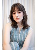 大人かわいい女子力UP♪毛先カールのくびれエアリーミディ