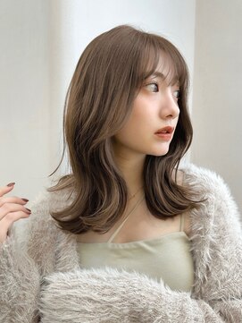 ウェイズトウキョウ 新宿店(Ways TOKYO) 柔らかくすみベージュ