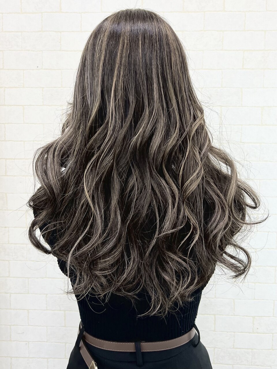 ハイライトon アディクシーカラー：L185481977｜ヘアーアンド