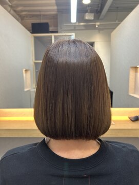 カレンアンドエクラート 大宮(KAREN&ECLART) 透明感ボブ