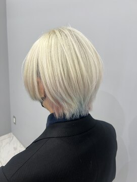 ヴァイス 渋谷店(VAICE) マッシュショート/ハイトーンカラー/ミルクティーベージュ