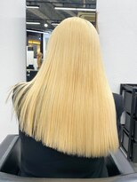 キラ 原宿(KILLA)&nbsp;グレーベージュ_レイヤーロング_ケラチントリートメント髪質改善