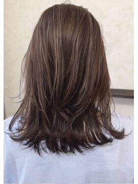 ラヌゴ(lanugo) 大人女性に大人気!!艶ブラウンとミディアムレイヤー