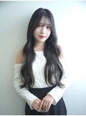 韓国風レイヤー大人黒髪ロングウェーブ巻きシースルーバング