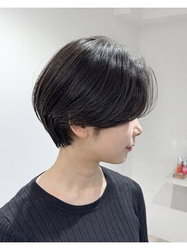 エアー(Air) ハンサムショート前下がりボブ切りっぱなしボブニュアンスパーマ