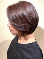 ヘアーグロウ 30代40代50代大人ショート前髪なしショートレイヤーバーガンディ