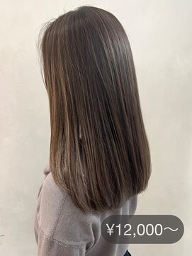 マスカリ(muscali) ハイライト/ダークアッシュ似合わせカットミディアムレイヤーm6